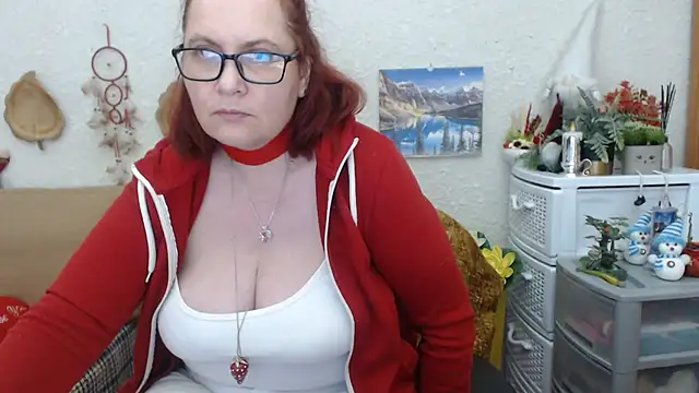 PlayfullMature online show from 17, 2, 2025
