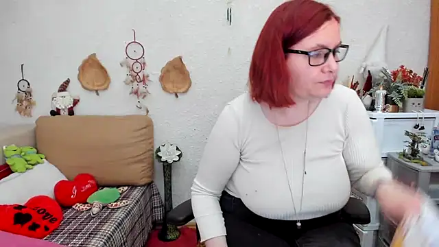 PlayfullMature online show from 25, 2, 2025