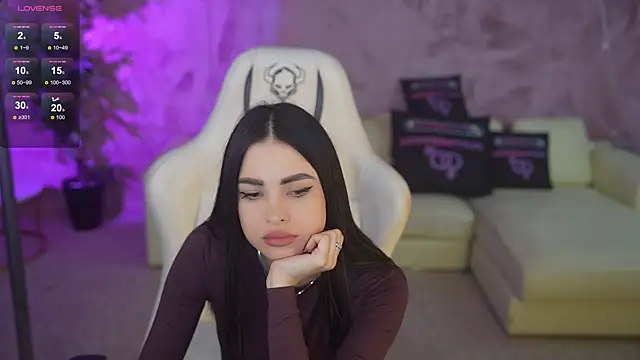 Snapshot of Tina_Breeze chatting on 18, 11, 2025 Tina Breeze online show from 18, 11, 2025