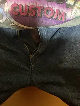 Snapshot of 114514hlove chatting on 27, 10, 2025 114514hlove online show from 27, 10, 2025