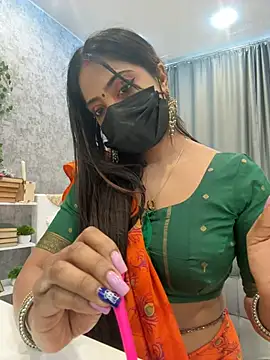 Snapshot of Monalisadon018 chatting on 15, 12, 2024 Monalisadon018 online show from 15, 12, 2024