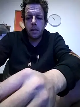 Snapshot of Knuffelstaaf123 chatting on 2, 12, 2024 Knuffelstaaf123 online show from 2, 12, 2024