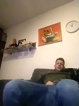 Snapshot of Knuffelstaaf123 chatting on 13, 1, 2025 Knuffelstaaf123 online show from 13, 1, 2025
