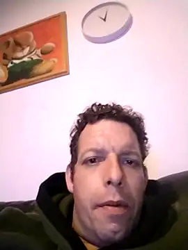 Snapshot of Knuffelstaaf123 chatting on 26, 2, 2025 Knuffelstaaf123 online show from 26, 2, 2025