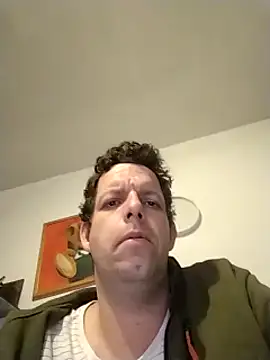 Snapshot of Knuffelstaaf123 chatting on 21, 3, 2025 Knuffelstaaf123 online show from 21, 3, 2025