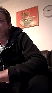 Snapshot of Knuffelstaaf123 chatting on 9, 10, 2025 Knuffelstaaf123 online show from 9, 10, 2025