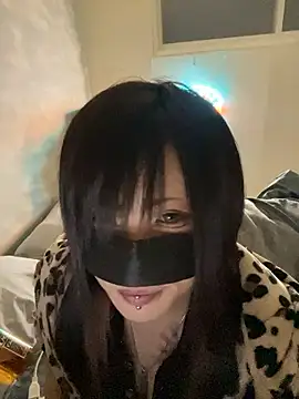 Snapshot of miyabi_room chatting on 12, 11, 2025 miyabi room online show from 12, 11, 2025