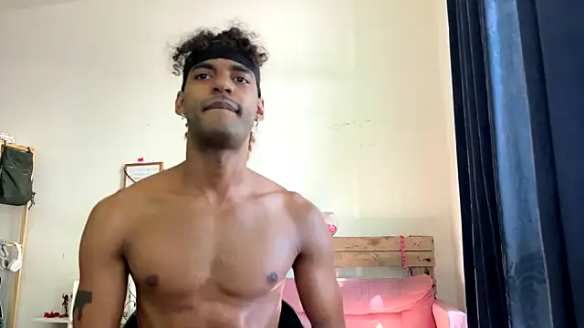 Snapshot of gerson173Hugo chatting on 13, 2, 2026 gerson173Hugo online show from 13, 2, 2026