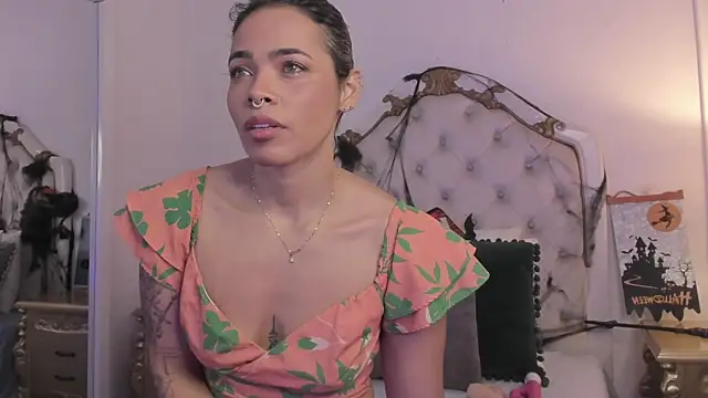 Snapshot of lexa_25_ chatting on 30, 10, 2025 lexa 25 online show from 30, 10, 2025