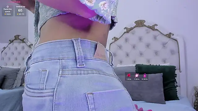 Snapshot of lexa_25_ chatting on 13, 11, 2025 lexa 25 online show from 13, 11, 2025