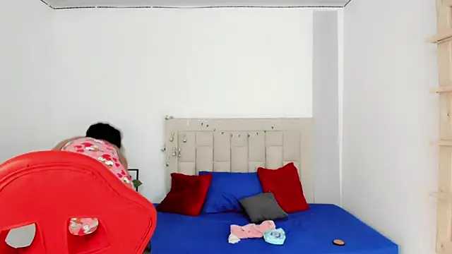 SexyEmmy 10 online show from 17, 1, 2026