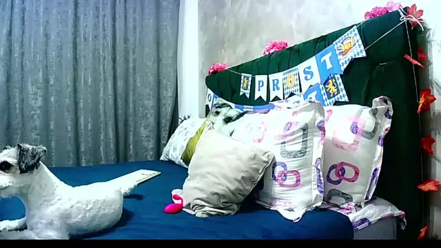 Snapshot of MikySWeet7 chatting on 21, 9, 2025 MikySWeet7 online show from 21, 9, 2025