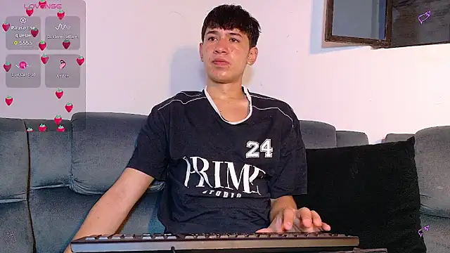 Snapshot of Mr_daren_ chatting on 13, 10, 2025 Mr daren online show from 13, 10, 2025