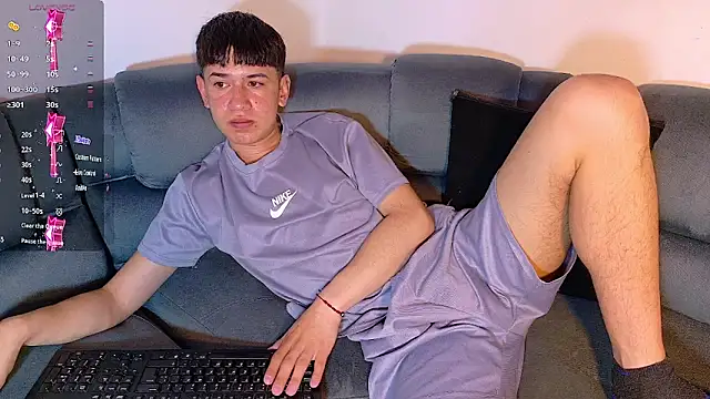 Snapshot of Mr_daren_ chatting on 8, 11, 2025 Mr daren online show from 8, 11, 2025