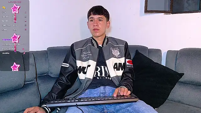 Snapshot of Mr_daren_ chatting on 12, 11, 2025 Mr daren online show from 12, 11, 2025