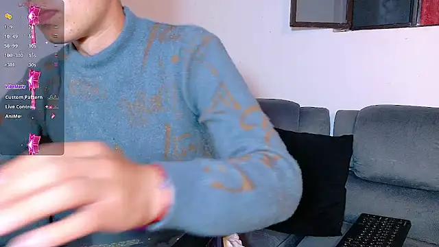 Snapshot of Mr_daren_ chatting on 13, 11, 2025 Mr daren online show from 13, 11, 2025