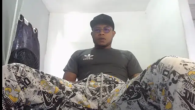 Snapshot of grandominantex1 chatting on 18, 10, 2025 grandominantex1 online show from 18, 10, 2025