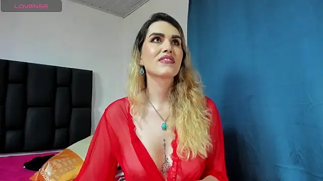 Snapshot of Aurora_doll23 chatting on 11, 10, 2025 Aurora doll23 online show from 11, 10, 2025