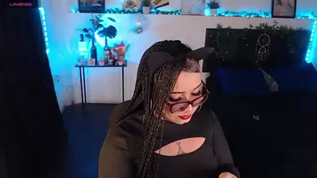 Snapshot of LiaScarlett chatting on 3, 11, 2025 LiaScarlett online show from 3, 11, 2025