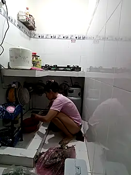 2HotAsain4u online show from 15, 2, 2025