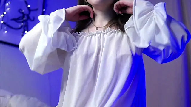 EstherMitchel online show from 26, 2, 2025