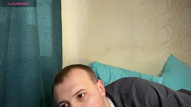 MrMrsRight online show from 24, 2, 2025