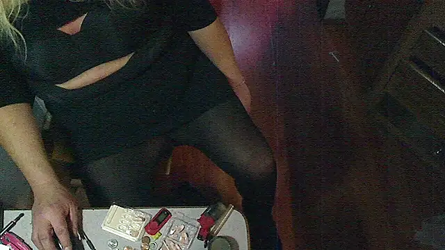 jessicalove99 online show from 2, 12, 2024