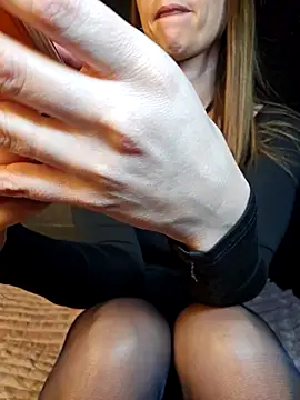 Lib ertine32 online show from 12, 2, 2026