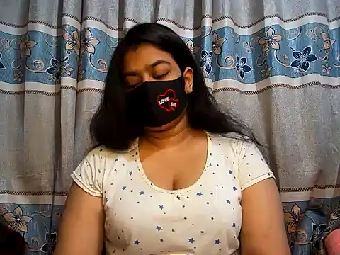 A-sweetgirl online show from 25, 1, 2025