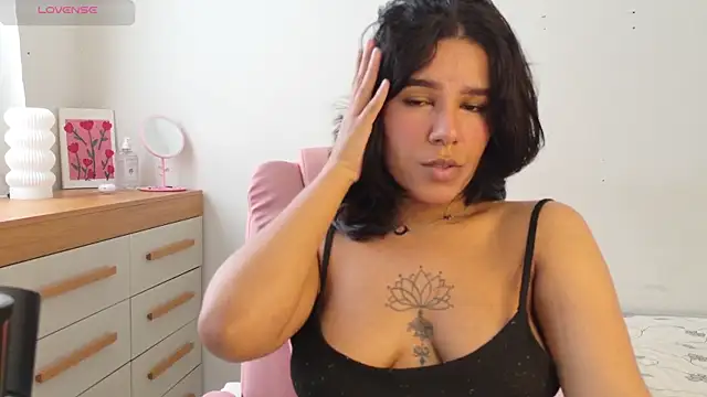 Snapshot of ninapego chatting on 26, 11, 2025 ninapego online show from 26, 11, 2025