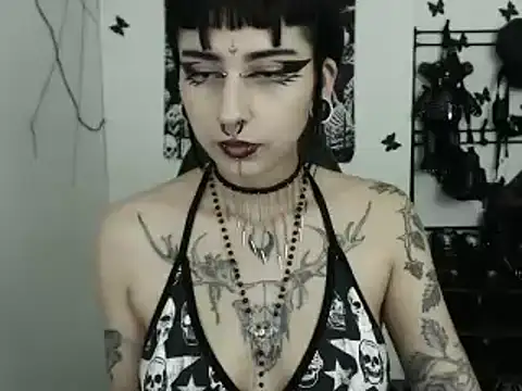 Snapshot of n0sferatus__ chatting on 12, 11, 2025 n0sferatus online show from 12, 11, 2025