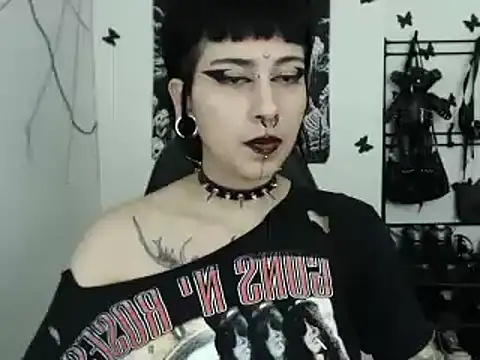 Snapshot of n0sferatus__ chatting on 21, 11, 2025 n0sferatus online show from 21, 11, 2025