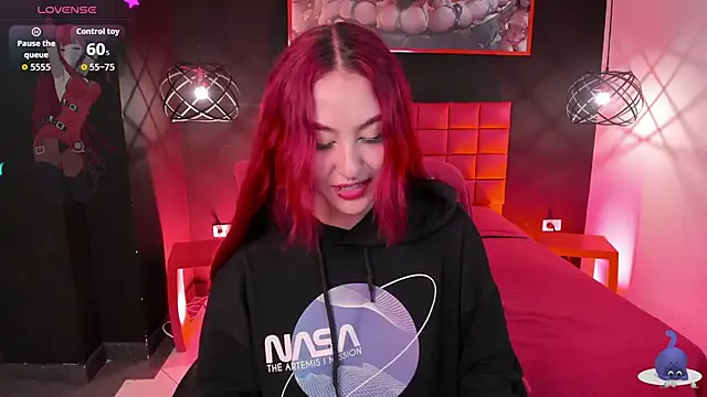 Megan wolf1  online show from 15, 11, 2025