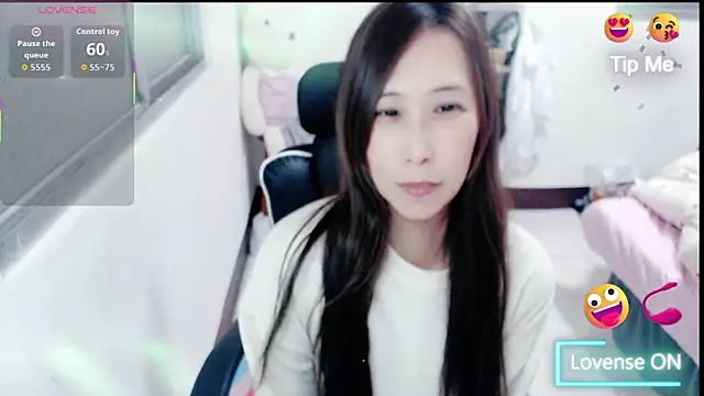 Snapshot of aFanny chatting on 9, 3, 2026 aFanny online show from 9, 3, 2026