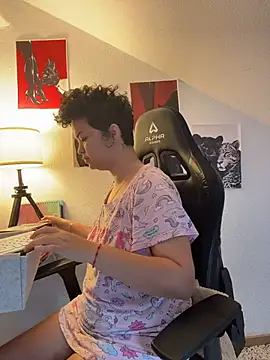 Snapshot of rafamarianoofc chatting on 18, 10, 2025 rafamarianoofc online show from 18, 10, 2025