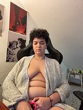 Snapshot of rafamarianoofc chatting on 16, 11, 2025 rafamarianoofc online show from 16, 11, 2025