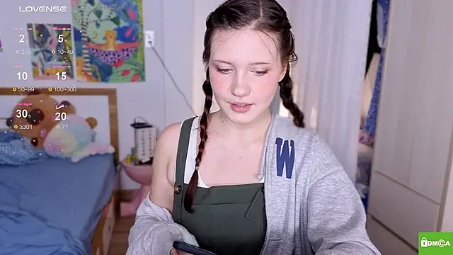 HanahCute online show from 27, 11, 2025