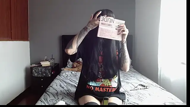 Emilia 1995 online show from 6, 1, 2025