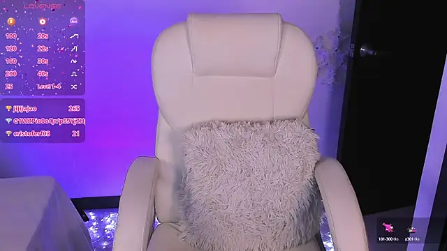 Snapshot of nyna_1 chatting on 16, 2, 2025 nyna 1 online show from 16, 2, 2025