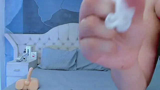 AmberGreyy  online show from 8, 2, 2025