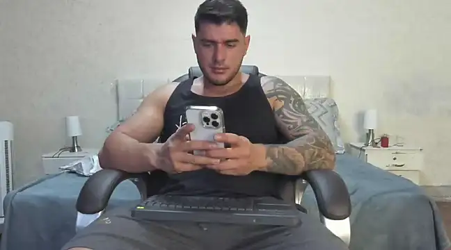 Teilor Creed online show from 4, 3, 2025