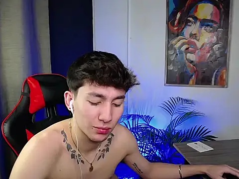 Snapshot of SebasstianGrand chatting on 9, 3, 2025 SebasstianGrand online show from 9, 3, 2025