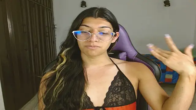 engielphoenis14 online show from 21, 10, 2025