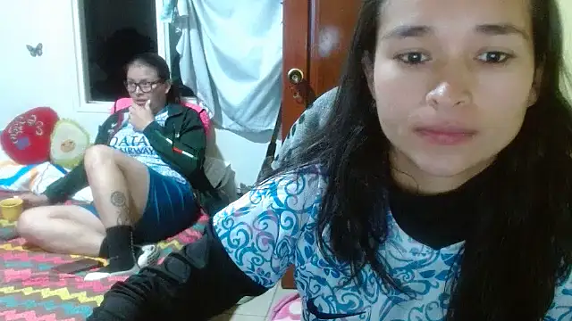 Snapshot of clayre_and_jill chatting on 13, 10, 2025 clayre and jill online show from 13, 10, 2025