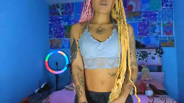 Snapshot of gabbiefoxthx chatting on 31, 12, 2024 gabbiefoxthx online show from 31, 12, 2024