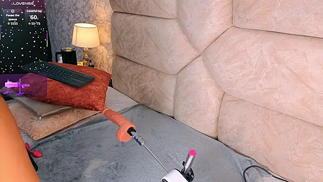 amatista  smith online show from 20, 2, 2026