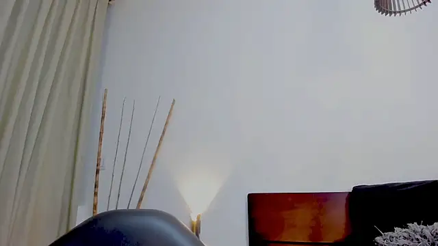 LucyJhonnsonn online show from 12, 2, 2025