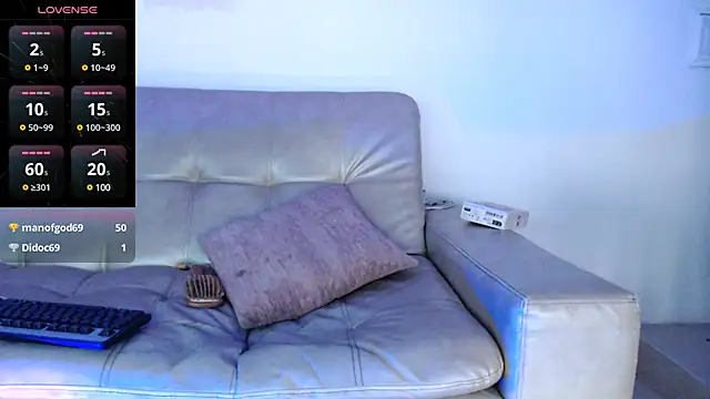 Snapshot of gaby_pervet31 chatting on 5, 12, 2024 gaby pervet31 online show from 5, 12, 2024