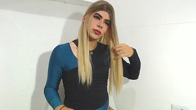 Tiff Valentine online show from 29, 11, 2025