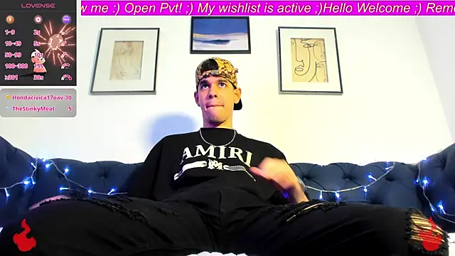 Snapshot of BRAYHAMBROWN chatting on 8, 1, 2025 BRAYHAMBROWN online show from 8, 1, 2025